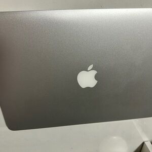 Macbook 13 inch laptop